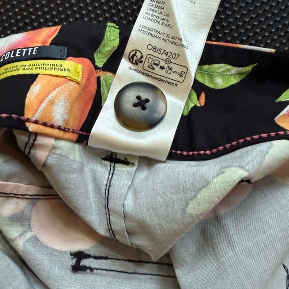 Anthropologie Maeve Black/ peaches Women's Pants size 25 - Picture 5 of 8